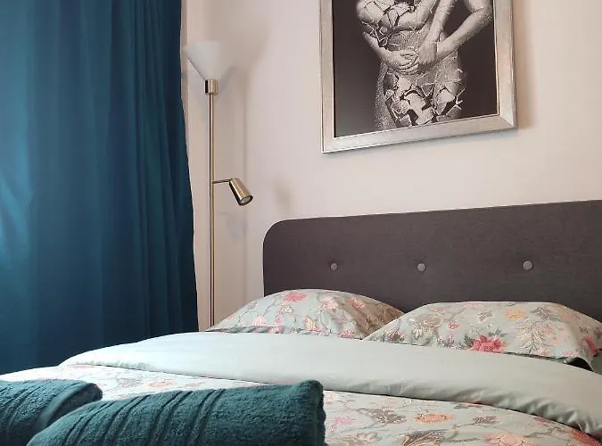 Historic Center 2 Apartman *